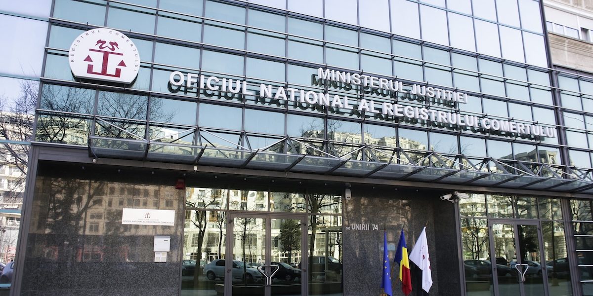 registrul-comertului_INQUAM_Photos_Octav_Ganea.jpg - PresaObiectiva