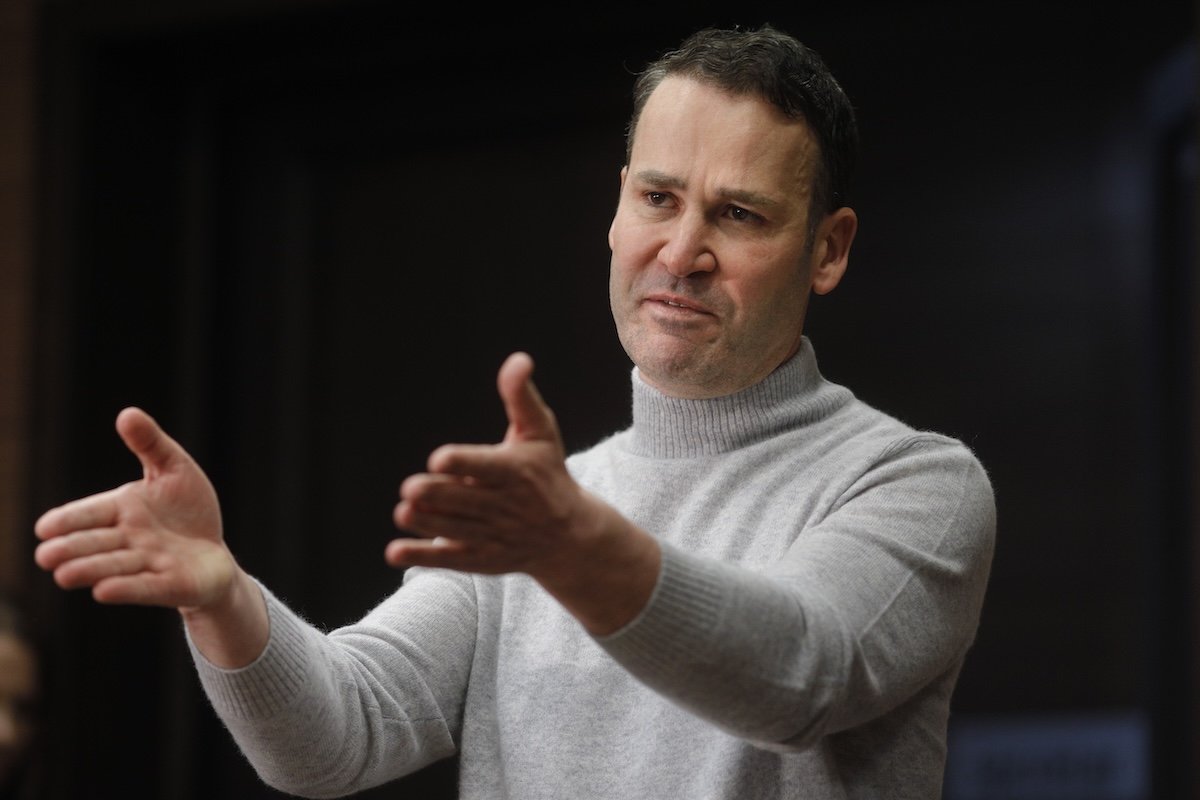 Primarul Sectorului 3, Robert Negoiță, absolvă suspiciunile acuzațiilor de consum de droguri după rezultatele pozitive la teste și analizele de laborator Un eveniment neașteptat a zguduit scena politică locală în ultimele zile, odată cu apariția unor suspiciuni privind integritatea primarului Sectorului 3, Robert Negoiță, legate de consumul de substanțe interzise