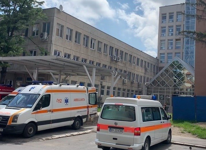 Spitalul Clinic Județean de Urgență Brașov resimte din plin efectele schimbărilor din rândul personalului medical, în contextul unei diminuări semnificative a structurii sale administrative și medicale