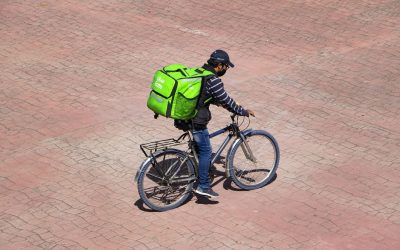 uber-eats-livrare-mancare-e1620749330587.jpg - PresaObiectiva