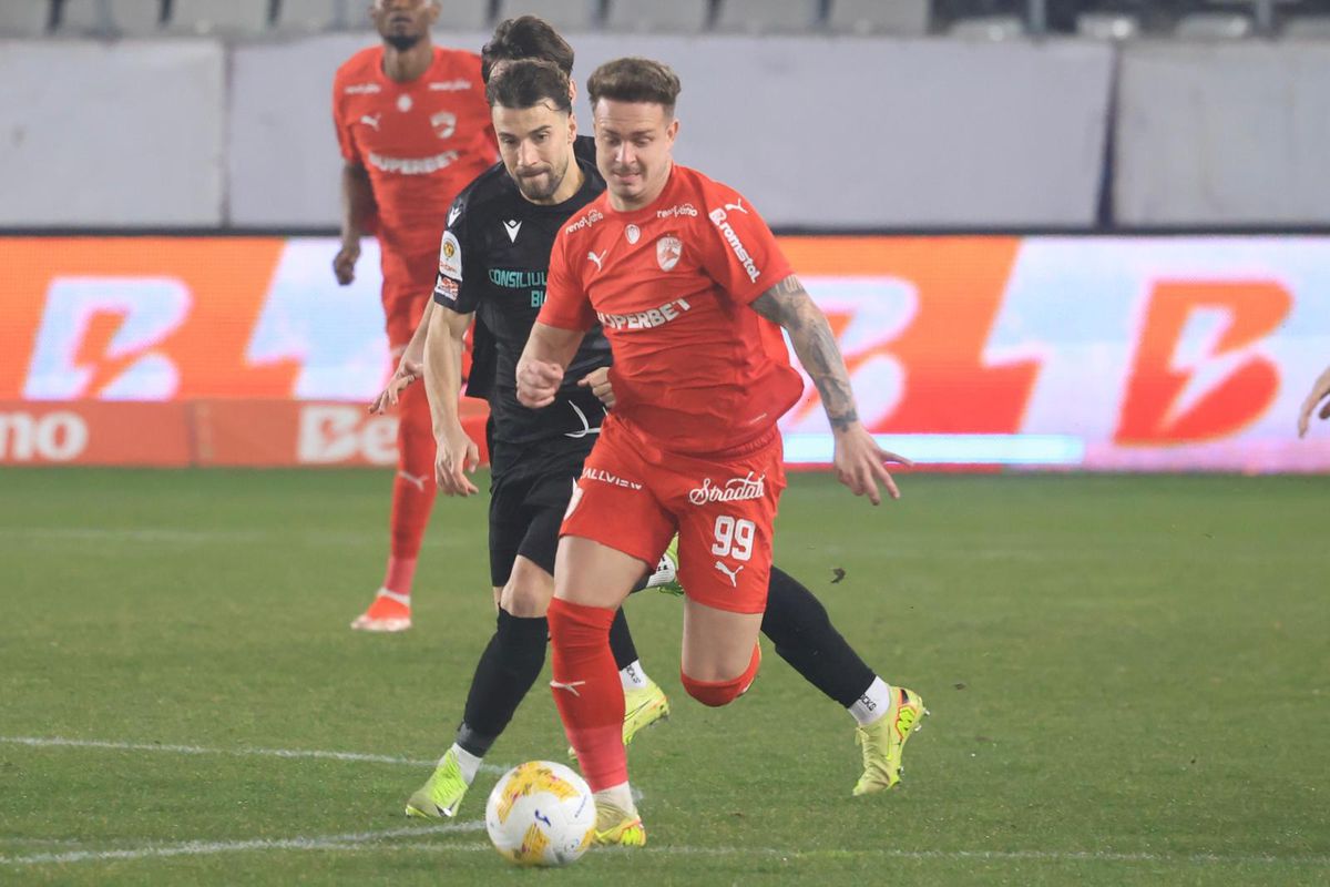 Dinamo întâlnește Metalul Buzău în sferturile Cupei României, într-un duel avut loc în această seară pe stadionul „Arcul de Triumf”