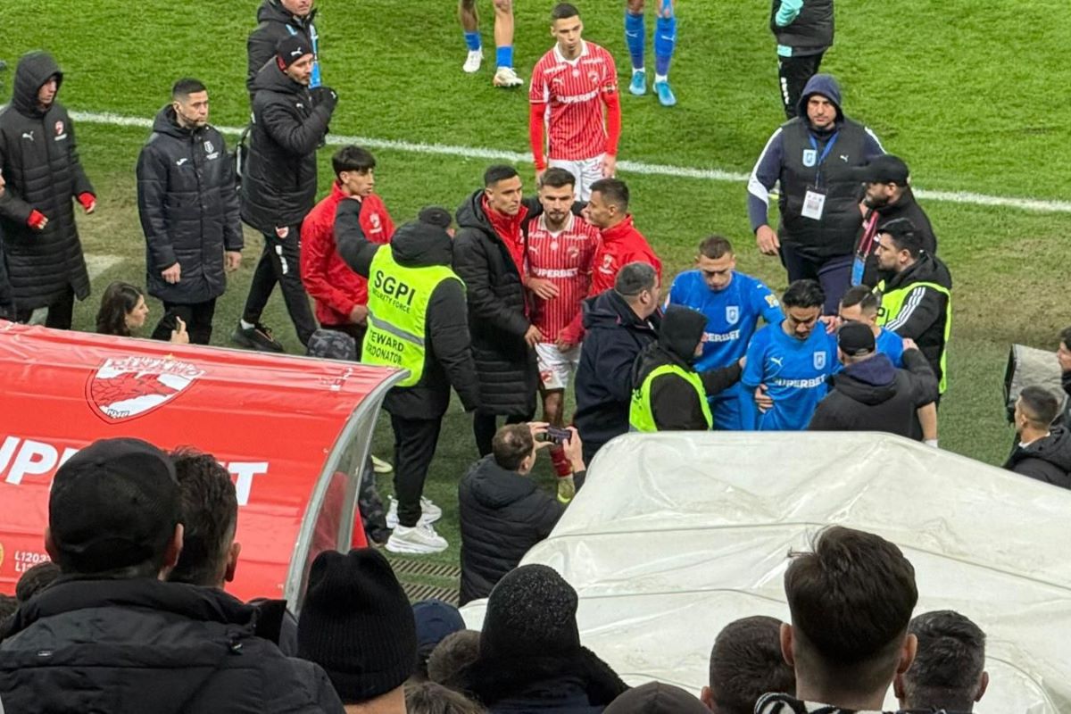 Universitatea Craiova s-a impus cu scorul de 1-0 în derby-ul disputat pe Arena Națională, în fața rivalilor de la Dinamo București