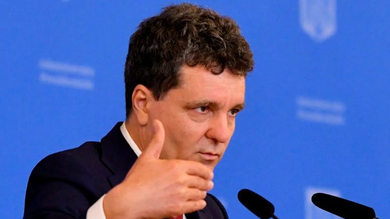 Președintele Nicușor Dan a confirmat joi seară, la Varșovia, faptul că România beneficiază de protecția nucleara a NATO și a subliniat clar că pe termen mediu, nu are intenția de a găzdui componente nucleare pe teritoriul său, reafirmând astfel angajamentul țării în cadrul alianței militare occidentale