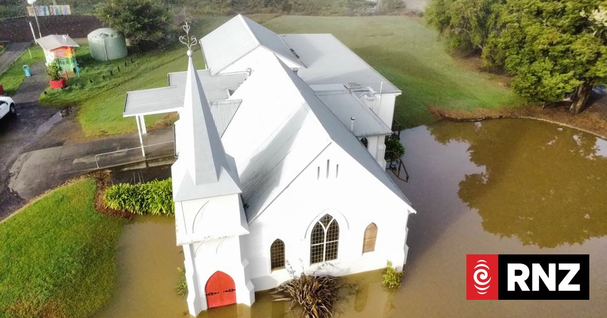 Furtuna devasta Nordul Insulei, imagini șocante din urmă