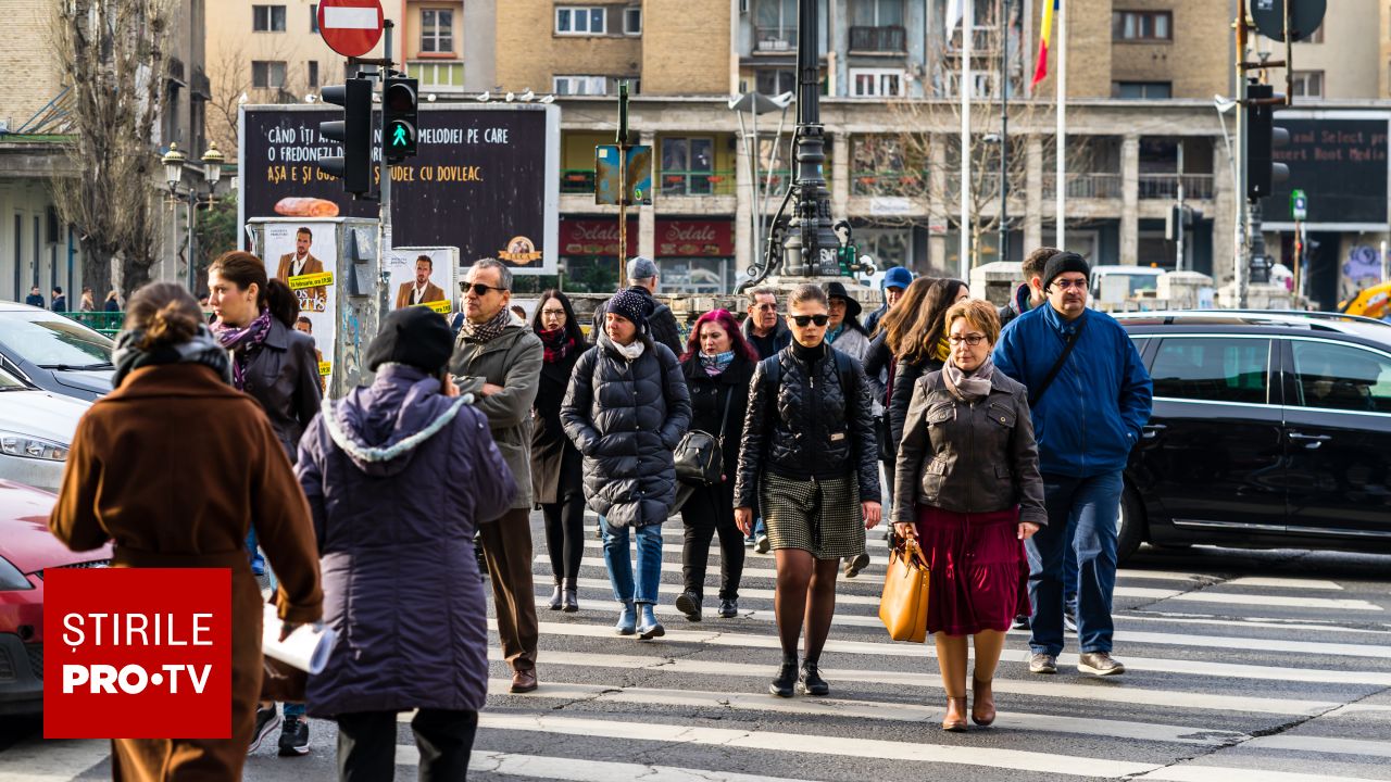 Vremea stability în România, dar cu variații semnificative de la o regiune la alta Dimineața de marți aduce în mare parte condiții de vreme frumoasă în zonele de sud-est și est ale țării, însă în sudul Banatului vântul suflă cu putere, atingând viteze de 50-65 km/h, însoțit de rafale puternice