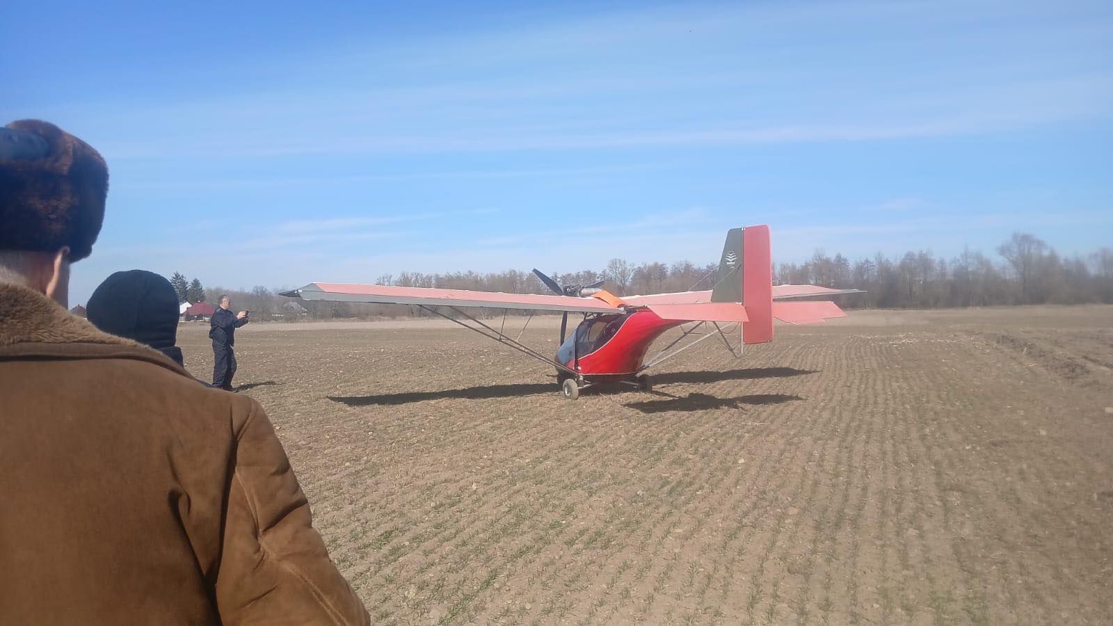 Ucrainian fugă de război cu drone și aterizează la Suceava