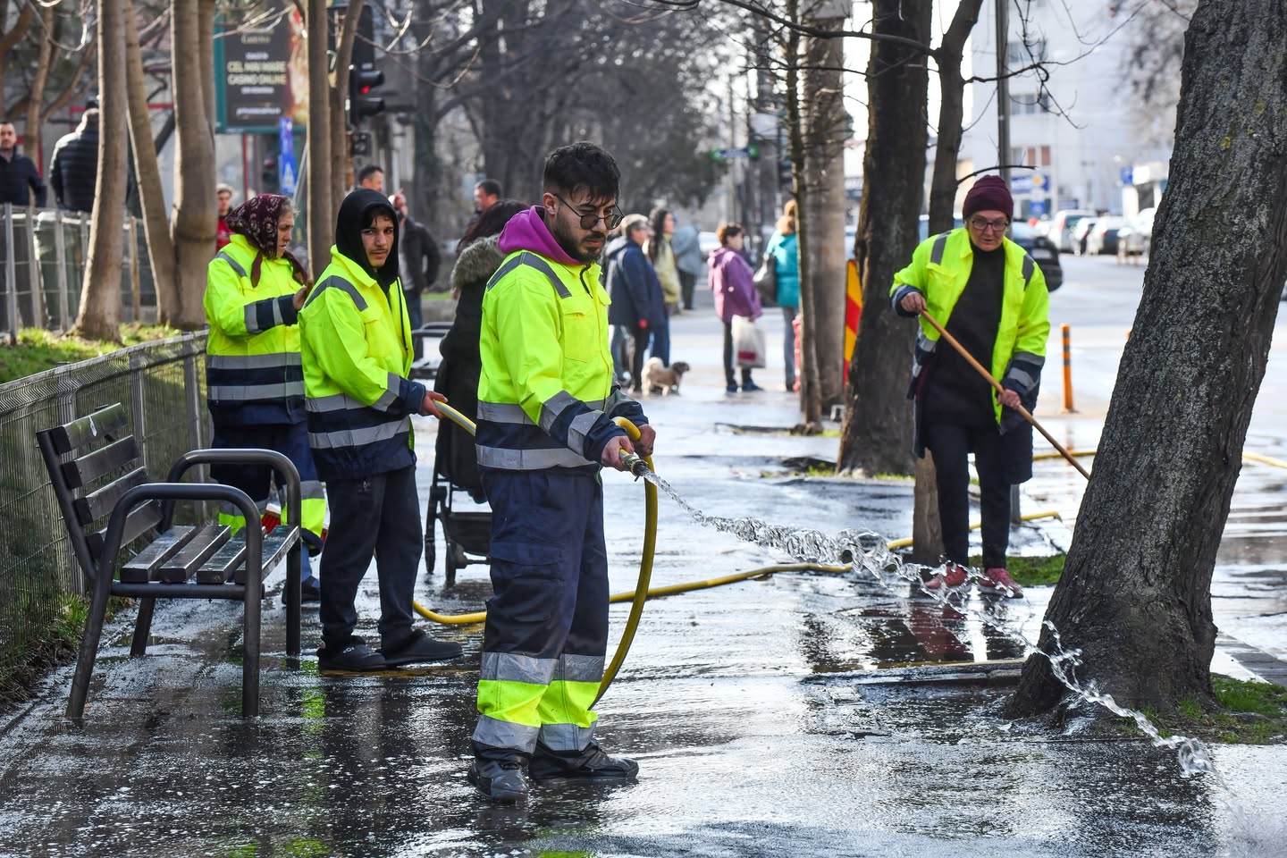Startul de primăvară în Sectorul 6 al Capitalei a fost dat oficial de autorități, continuând tradiția anuală de revitalizare a orașului