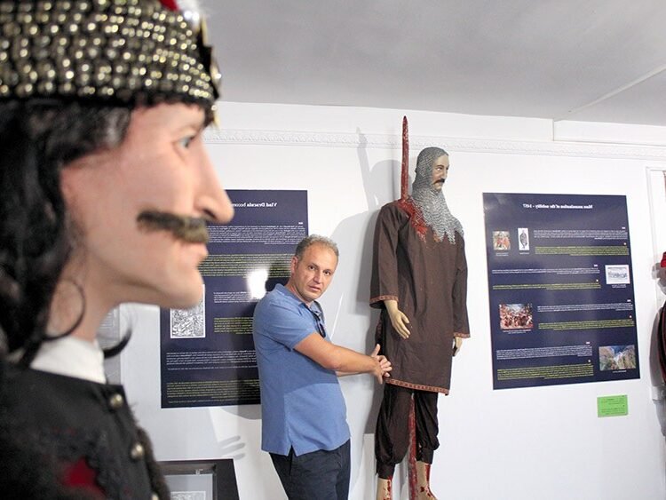 Fost procuror amenință jurnaliștii BdB cu plângere penală după investigația „Locuințele Puterii”