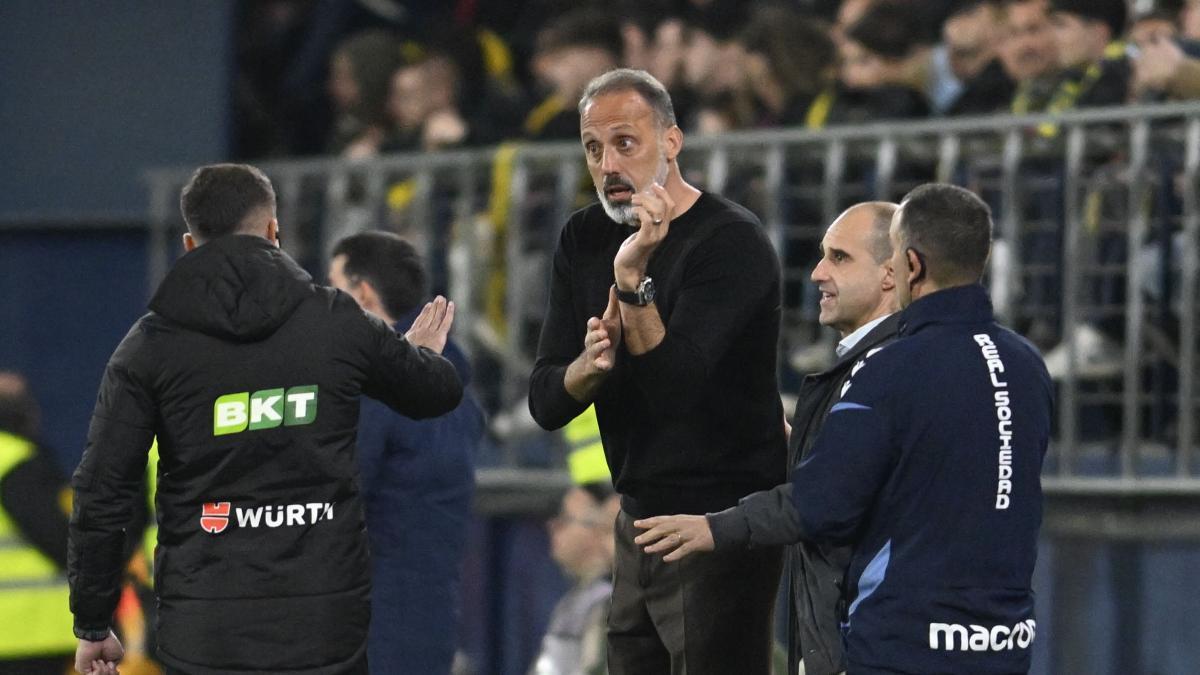 Eșecul Real Sociedad, marcat de început greoi și probleme defensive Echipa din San Sebastián a înregistrat o nouă înfrângere în La Liga, după ce a pierdut în fața celor de la Villarreal, într-un meci în care primele minute au fost decisive pentru rezultatul final