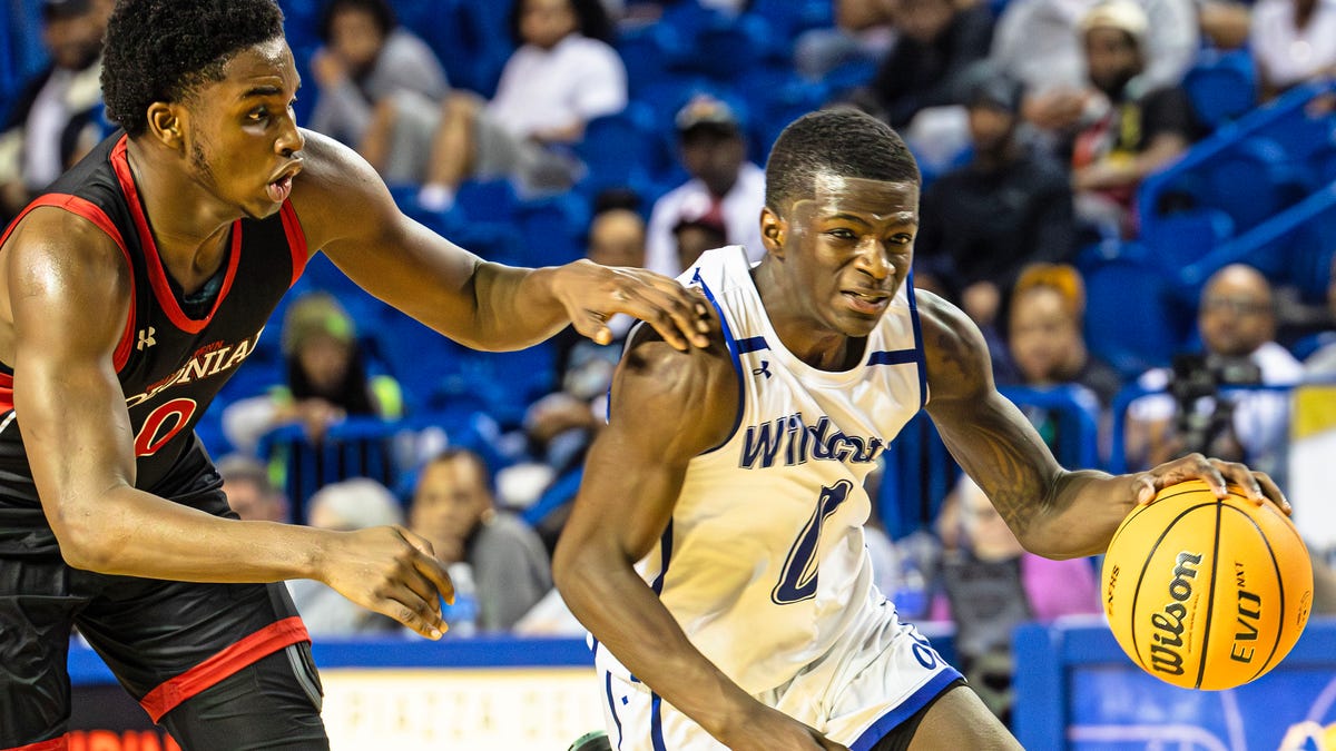 Campusul universitar a fost martorul unui eveniment spectaculos marți seara, când Howard a câștigat pentru a cincea oară titlul de campioană a turneului DIAA Boys Basketball