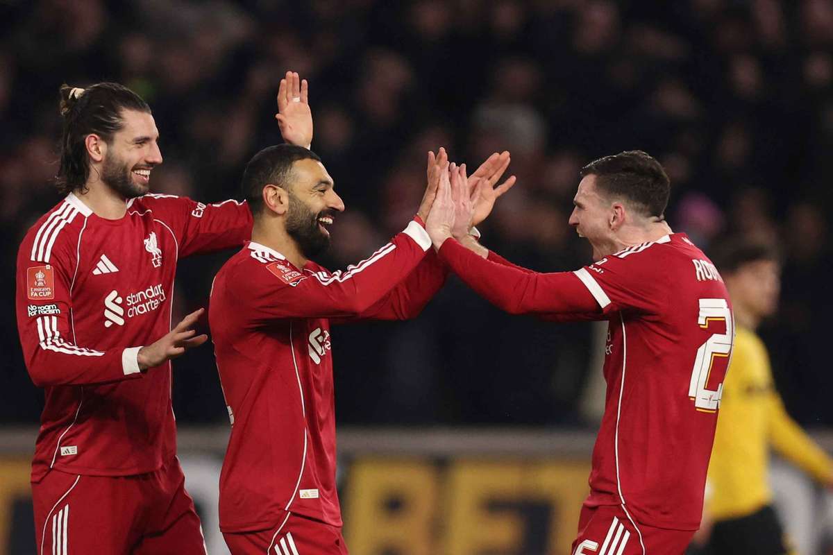 Liverpool s-a calificat în sferturile FA Cup după o victorie categorică, scor 3-1, în fața celor de la Wolverhampton Wanderers, vineri, reușind astfel să răzbune eșecul suferit în urmă cu doar trei zile în Premier League