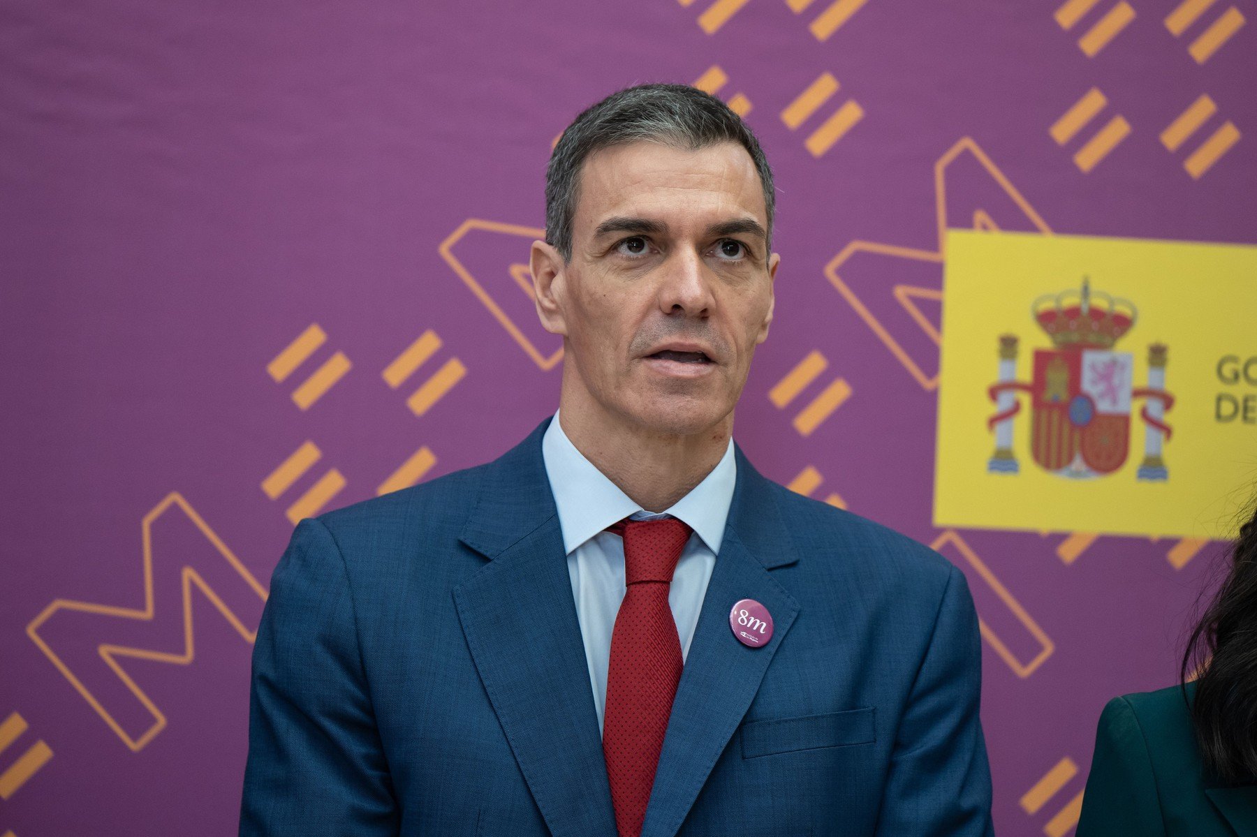 Tensiuni diplomatice în creștere între Washington și Madrid după declarațiile dureroase ale lui Donald Trump Criza diplomatică dintre SUA și Spania a escaladat considerabil după ce fostul președinte Donald Trump a lansat un atac dur asupra guvernului iberic, acuzându-l de lipsă de sprijin pentru inițiativele americane de mustrare a Iranului