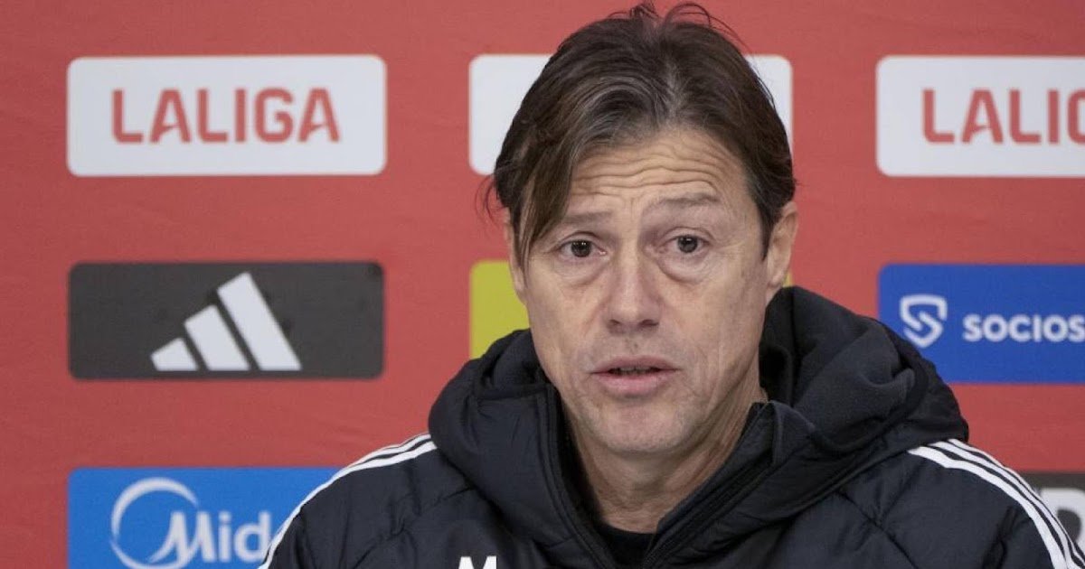 Almeyda, după înfrângerea dureroasă: „Un gol dur” și fără segrete de responsabilitate Antrenorul echipei Sevilla FC, Matías Almeyda, a reacționat dur după meciul recent, calificându-l drept „un gol dur” și o dezamăgire profundă pentru echipa sa