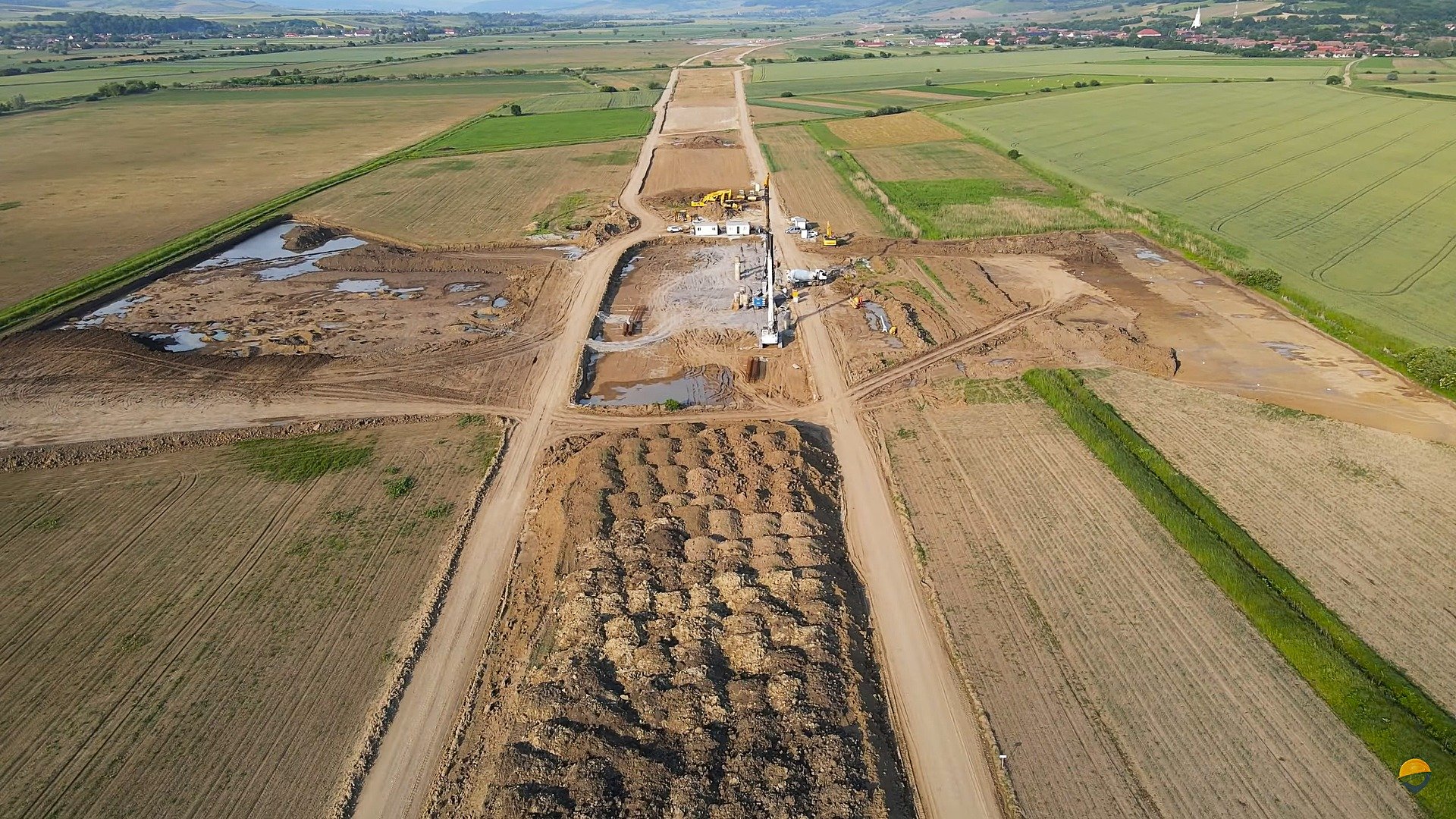 Descoperiri arheologice spectaculoase pe traseul autostrăzii A8 în Neamț, o surpriză din adâncurile istoriei locurilor Investițiile majore în infrastructură devin mai mult decât simple proiecte de modernizare a drumurilor