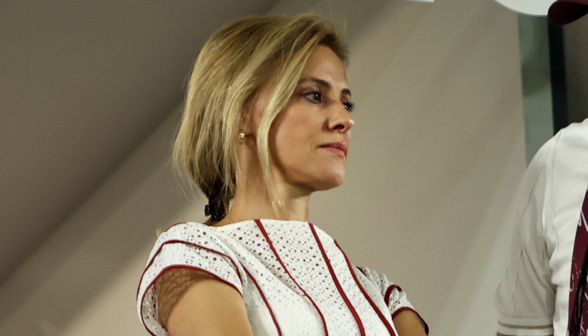 Diana Șucu atrage atenția asupra românilor care ignoră riscurile războiului în Orientul Mijlociu și continuă să plece în vacanță în Egipt Pe fondul tensiunilor internaționale din Orientul Mijlociu, unde conflictul a escaladat în ultimele săptămâni, o parte a opiniei publice din România reacționează cu îngrijorare și chiar indignare față de comportamentul unor turiști români