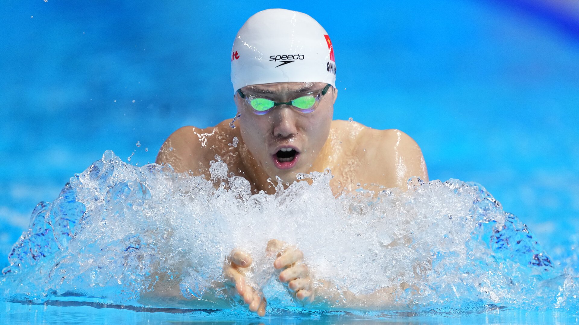 Fenomenul inedit al natației mondiale: Yu Zidi, tânăra chineză de doar 13 ani, a reușit să ia cu asalt scenele sportive internaționale, schimband pentru totdeauna percepția despre limitele vârstei în sportul de elită