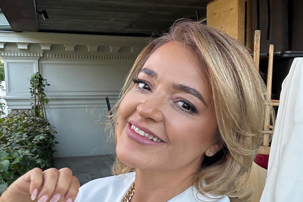 Cristina Bâtlan, cunoscută ca jurata de la „Imperiul Leilor” și o figură marcantă în lumea antreprenoriatului din România, a transformat locuința sa într-un spațiu de armonie și echilibru inspirat din cultura japoneză