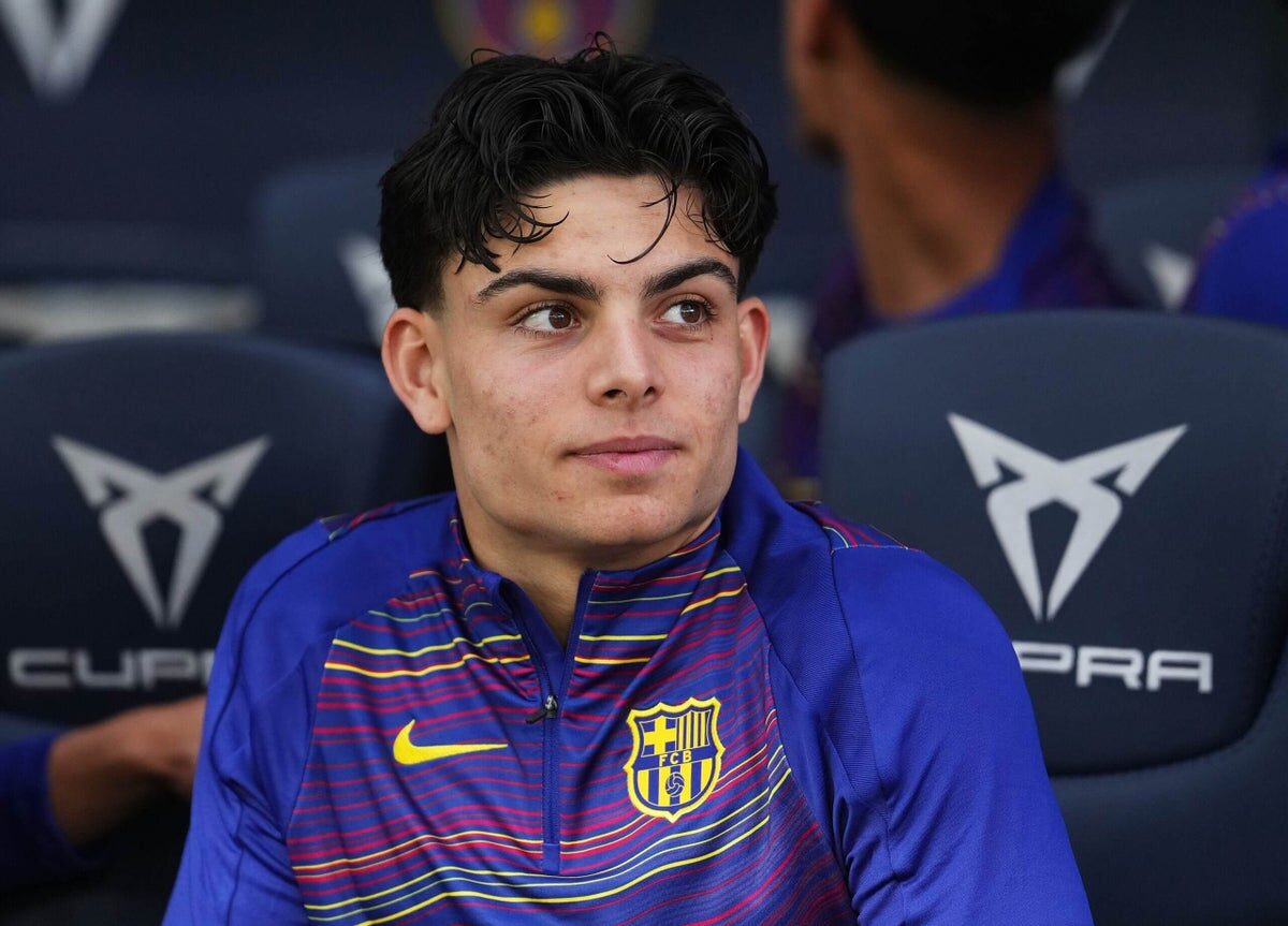 Tânărul Xavi Espart face senzație la Barcelona după debutul neașteptat din Champions League Într-un meci de poveste al optimilor de finală ale Ligii Campionilor, un jucător de numai 18 ani a reușit să lase o impresie de neșters