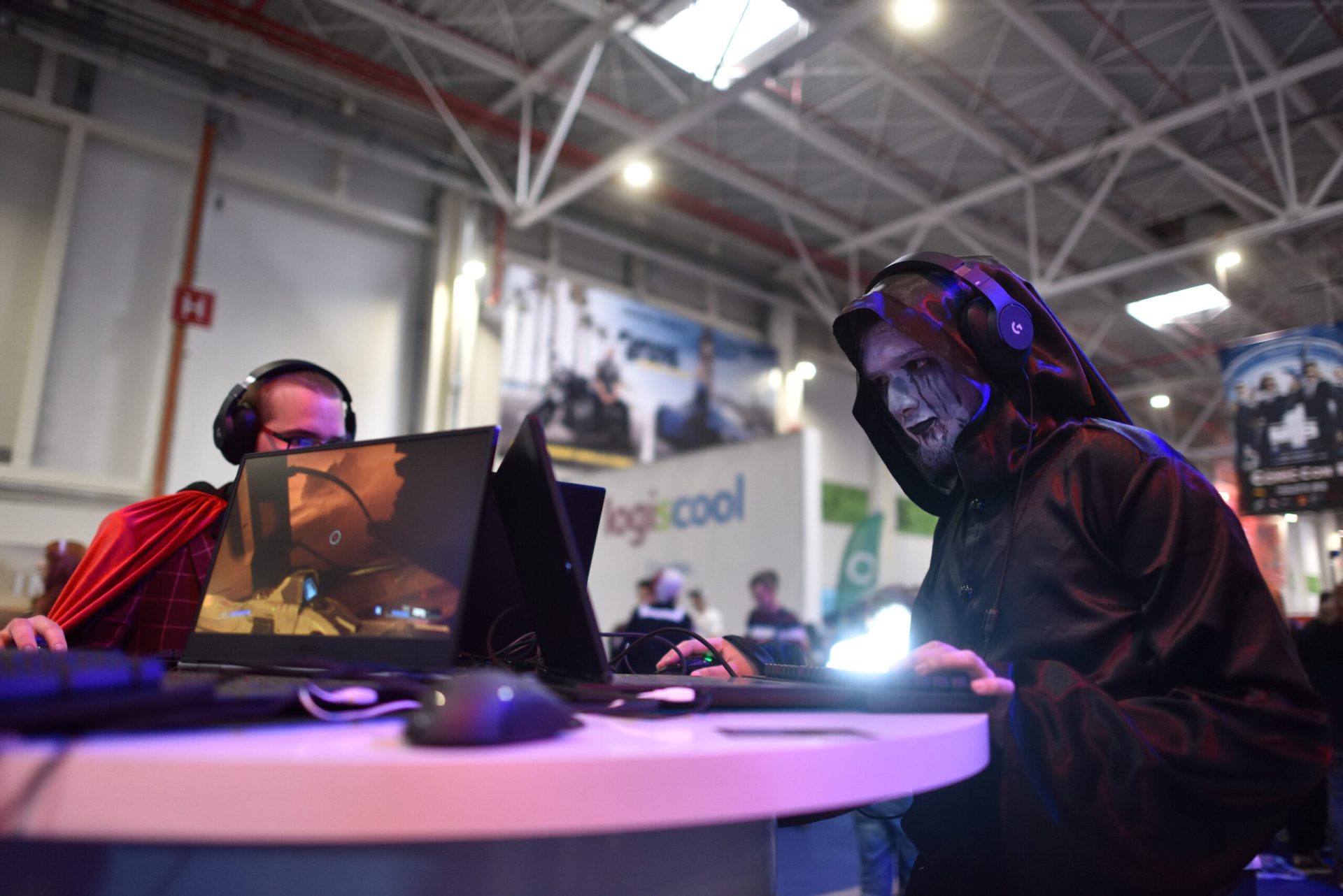 Un cunoscut actor din serialul „Game of Thrones” va fi prezent la ediția din acest an a Comic Con de la București, confirmând intențiile organizatorilor de a aduce de această dată o prezență de excepție din Hollywood