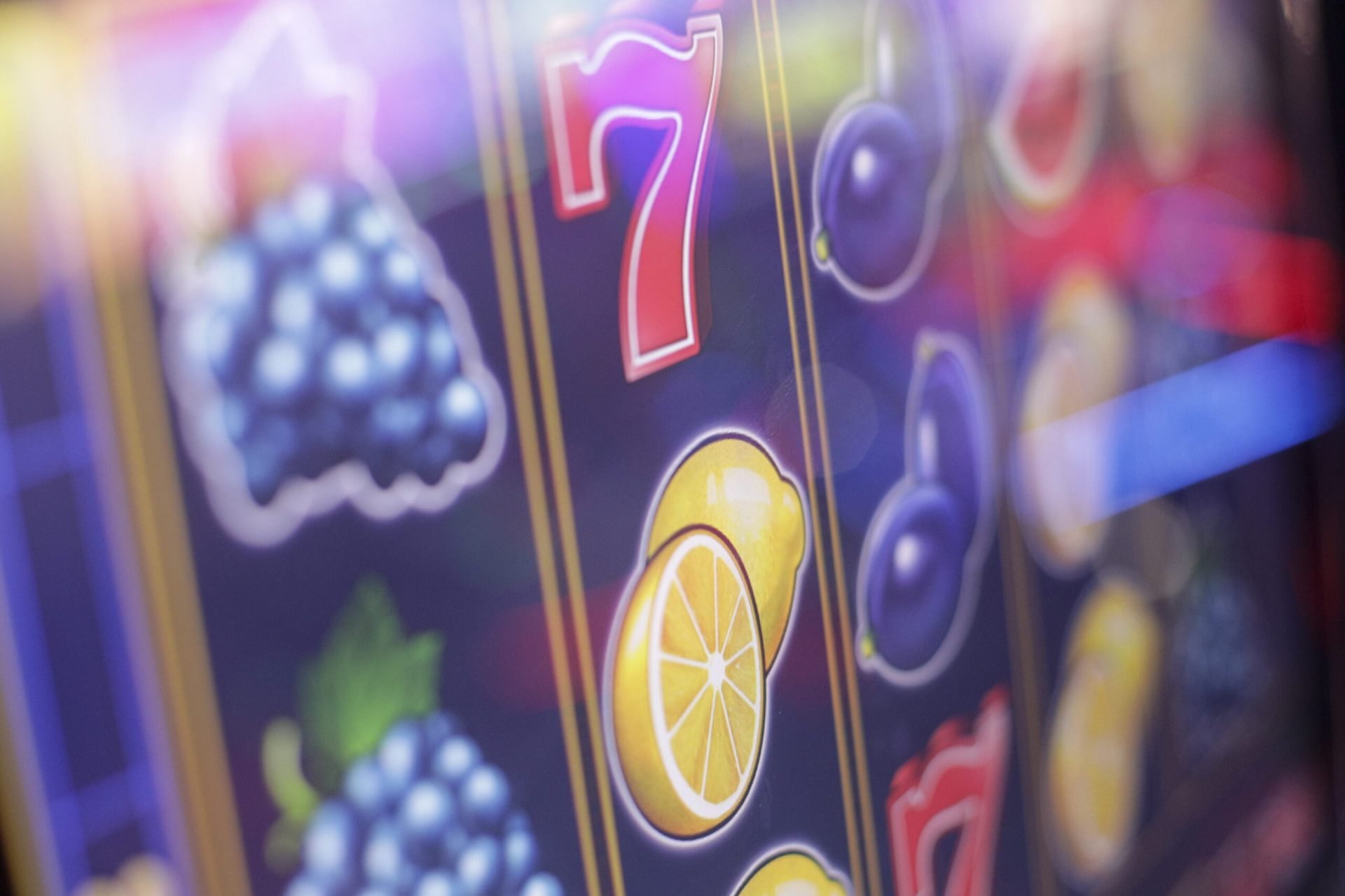 Bragadiru se îndreaptă spre interzicerea sălilor de jocuri de noroc Orașul Bragadiru pare să urmeze exemplul altor localități din România în încercarea de a limita influența jocurilor de noroc asupra comunității