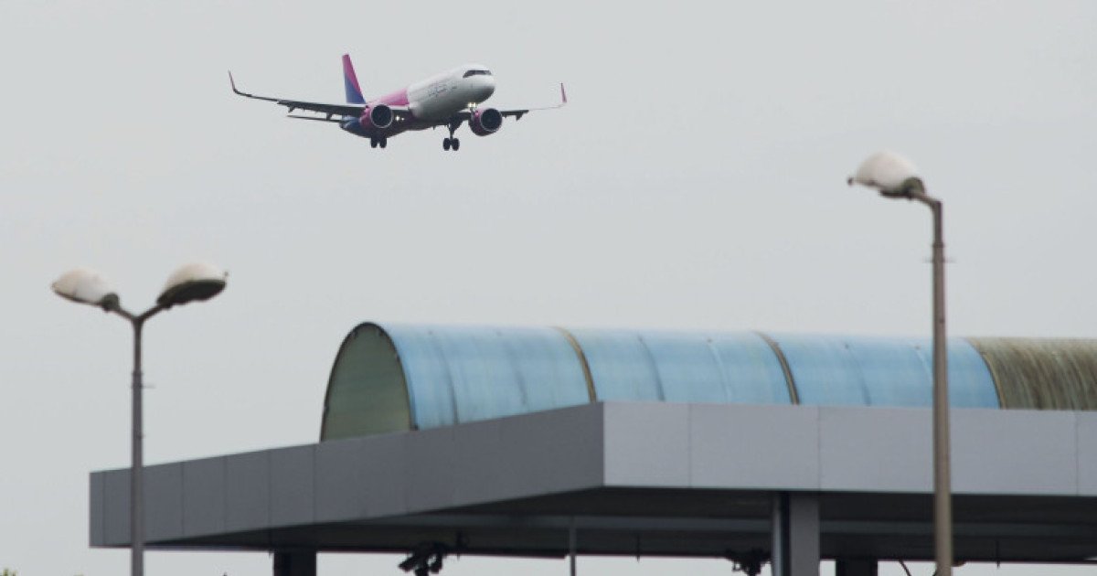 23 de zboruri anulate spre și dinspre Orientul Mijlociu, inclusiv Tel Aviv, Damasc, Dubai și Doha, afectând pasagerii din România, după escaladarea conflictelor din regiune