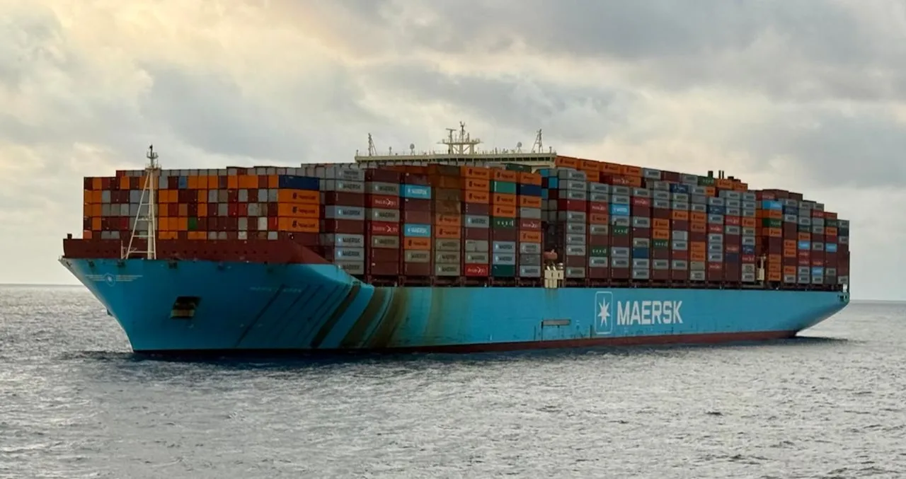 Maersk suspendă tranzitul maritim prin Strâmtoarea Ormuz