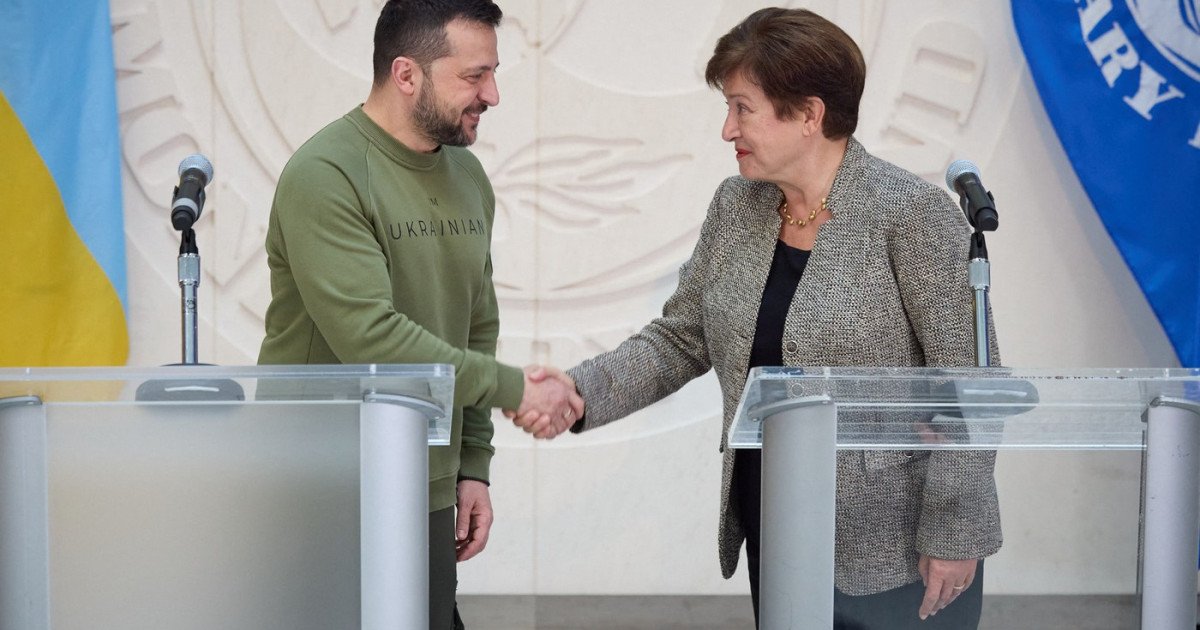 FMI anunță un sprijin financiar crucial pentru Ucraina, în contextul continuaței conflictului Fondul Monetar Internațional (FMI) a confirmat joi implicit nu mai puțin de 8,1 miliarde de dolari pentru a susține economia Ucrainei în această perioadă dificilă