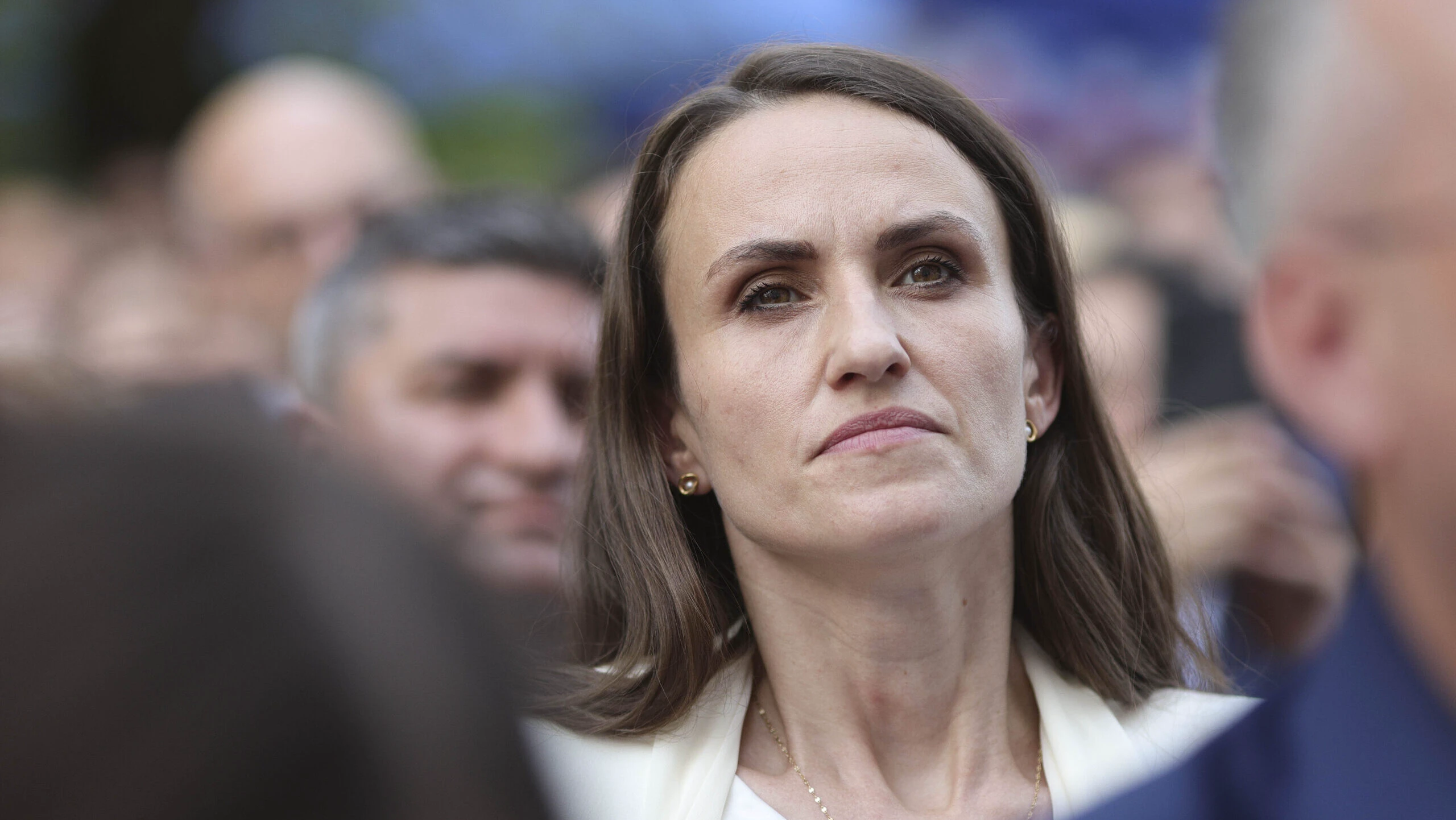 Controverse la Ministerul Afacerilor Externe: greșeli în declarații privind statutul copiilor români neînsoțiți Situație tensionată în domeniul protecției minorilor români aflați în situații speciale, după ce reprezentanții Ministerului Afacerilor Externe (MAE) au emis informații contradictorii despre cadrul legal aplicabil