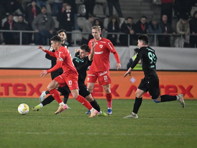 Cristi Mihai, antrenorul principal al echipei Dinamo București, a făcut recent declarații concrete despre obiectivul echipei sale, după ce formatia alb-roșie s-a calificat în semifinalele Cupei României