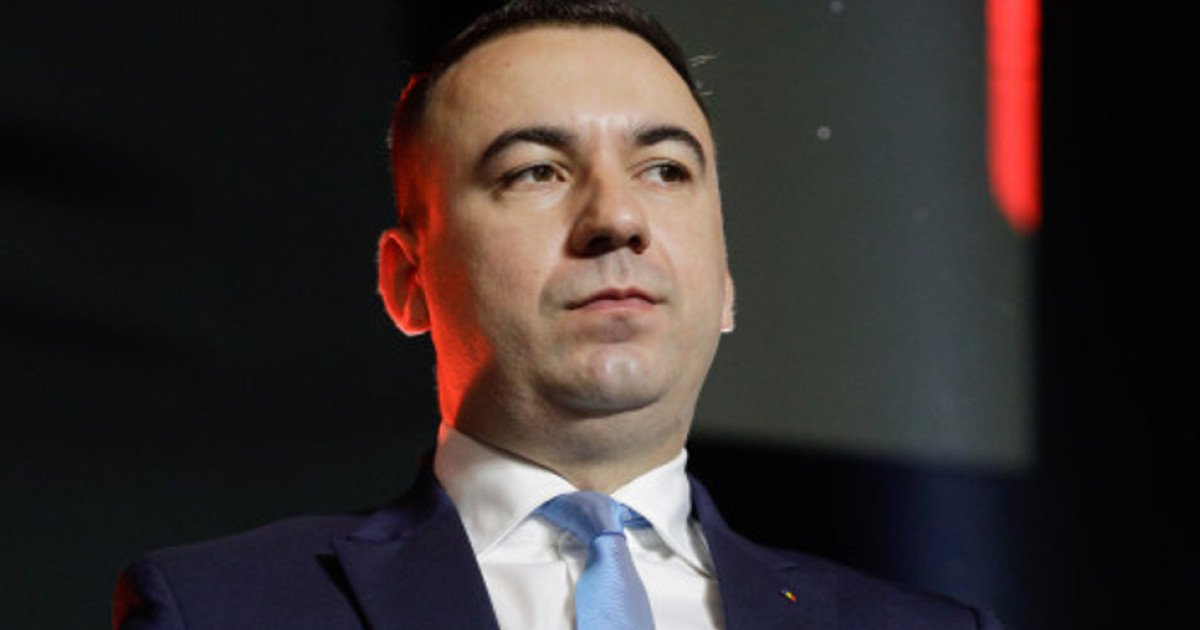 Ministrul Energiei, Bogdan Ivan, a declarat sâmbătă, la Bistrița, că evitarea escaladării prețurilor carburanților în România reprezintă o prioritate națională, având în vedere impactul economic și social al acestora