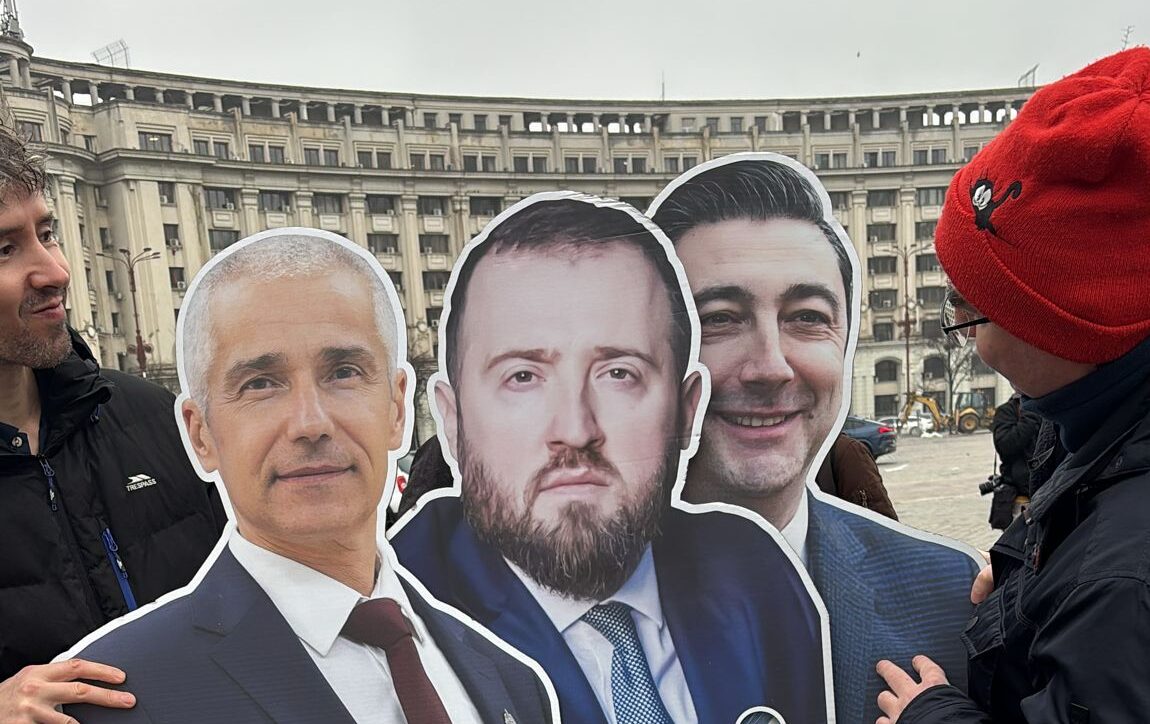 Protest în fața Palatului Cotroceni: ONG-uri cer președintelui Nicușor Dan să respingă numirile propuse pentru conducerea justiției O serie de organizații civice românești au anunțat pentru această vineri o manifestație de amploare în fața Palatului Cotroceni, acțiune menită să tragă un semnal de alarmă asupra unor propuneri controversate pentru conducerea Parchetului General, DNA și DIICOT