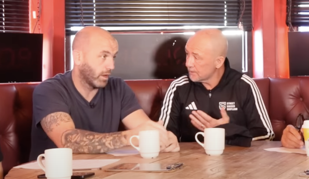 Fostul jucător Derek Ferguson a oferit o perspectivă neașteptată asupra modului în care Celtic ar putea obține victoria în meciul de duminică împotriva rivalilor de la Rangers, în optimile Cupei Scoției