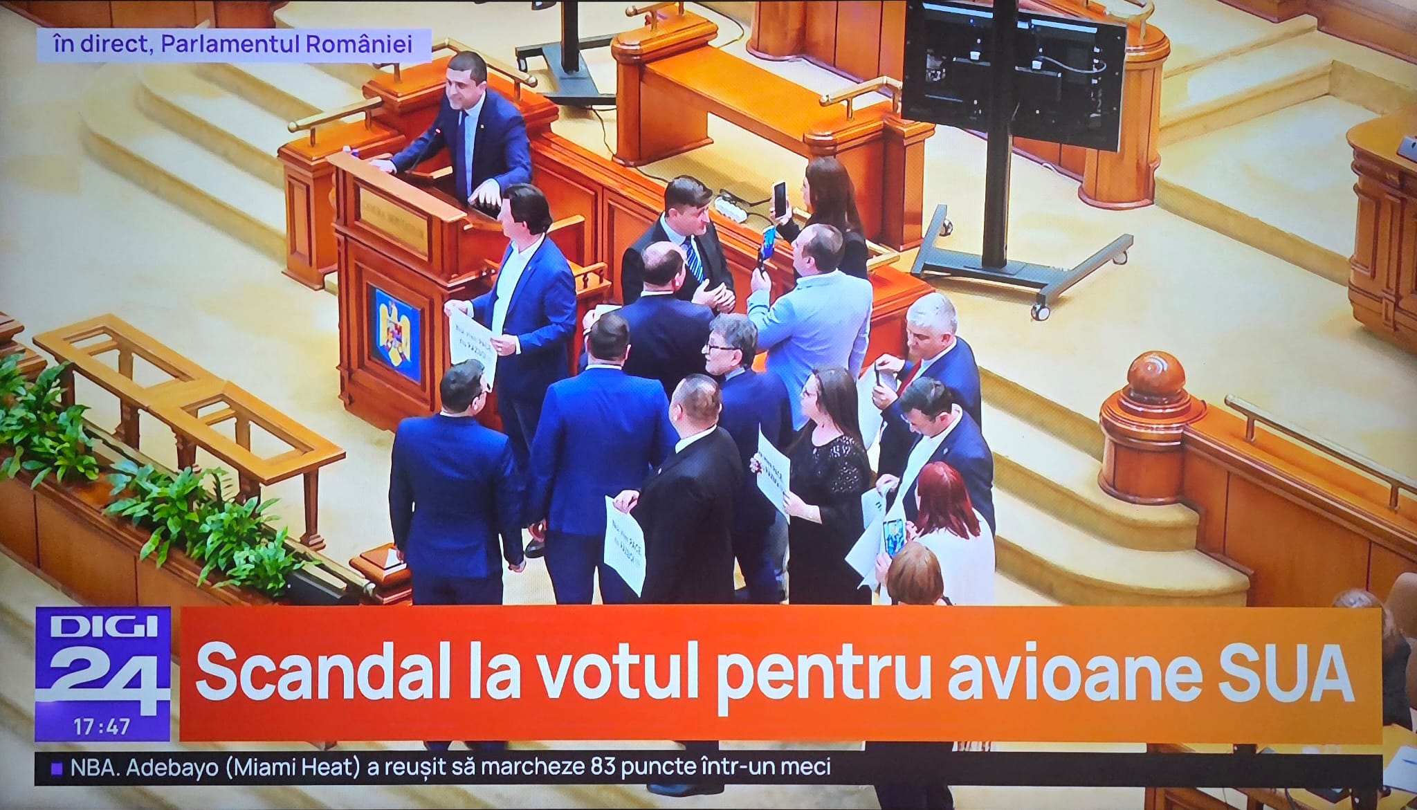 Scandal în Parlament la votul pentru echipamente defensive la Kogălniceanu