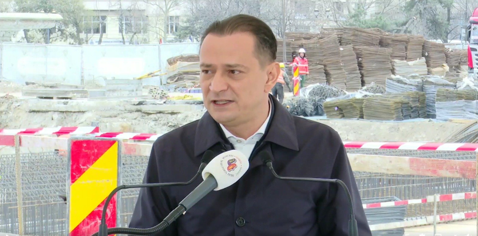 Primarul Sectorului 4, Daniel Băluță, a făcut recent anunțul care aștepta de multă vreme locuitorii din această zonă: taxa specială de dezvoltare urbană, introdusă la începutul anului 2025, va fi suspendată începând cu data de 1 aprilie 2026