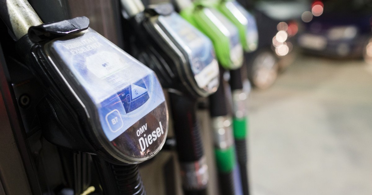 Guvernul anunță oficial declanșarea stării de criză pe piața carburanților, în contextul creșterii accelerate a prețurilor la combustibili, o măsură menită să tempereze impactul crizei internaționale asupra economiei interne