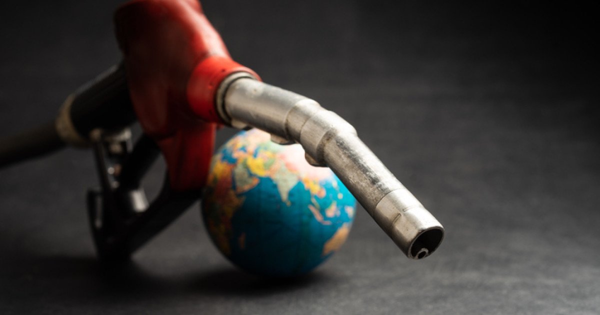 Ofensiva militară lansată pe 28 februarie de Statele Unite și Israel împotriva Iranului a declanșat o criză energetică globală, după ce autoritățile de la Teheran au decis să închidă Strâmtoarea Ormuz drept represalii