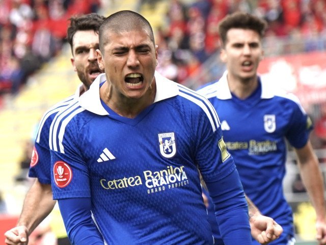 SuperLiga din etapa de luni se anunță una cu meciuri importante, iar fanii fotbalului românesc sunt aşteptați să urmărească două derby-uri de tradiție