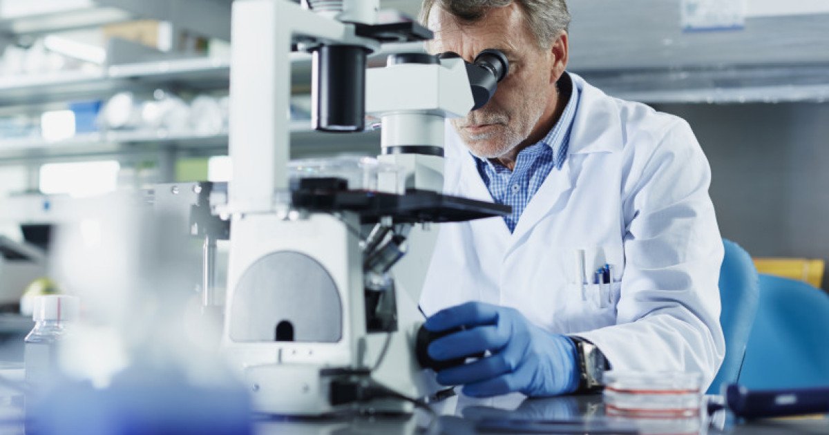 Pierdere de cromozom Y la bărbați, o problemă de sănătate în creștere? Recent, cercetările științifice au adus în prim-plan un fenomen mai puțin cunoscut, dar cu potențial impact major asupra sănătății bărbaților: depigmentarea cromozomului Y