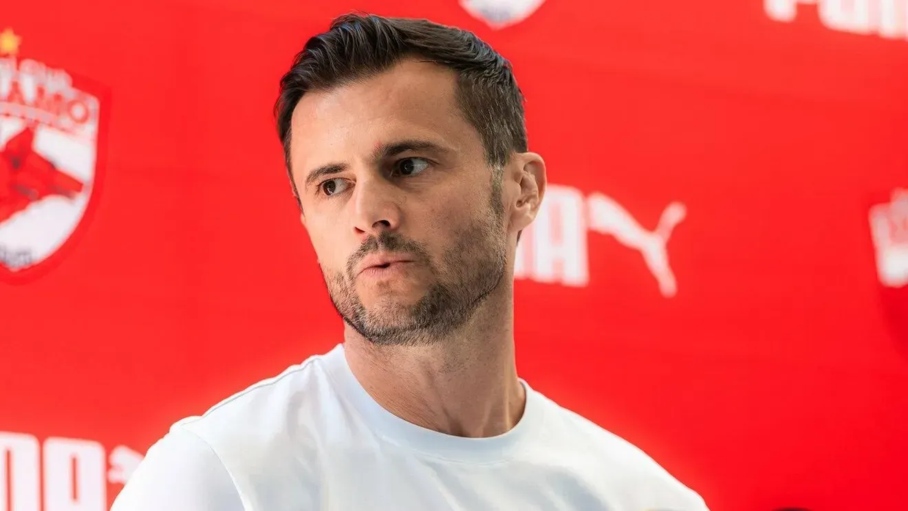 Andrei Nicolescu, reprezentant al clubului Dinamo București, și-a anunțat oficial intenția de a aduce o voce nouă în conducerea Federației Române de Fotbal (FRF), fiind validat pentru a candida pentru unul din cele două locuri destinate cluburilor din Liga 1 în Comitetul Executiv al FRF