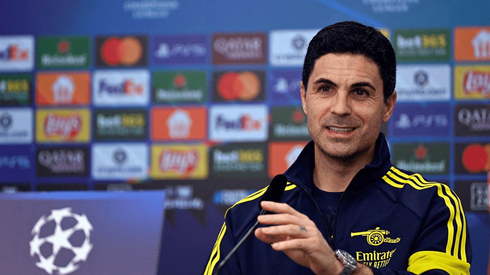 Mikel Arteta despre campania din Liga Campionilor: provocări, echipă și meciul cu Bayer Leverkusen Antrenorul lui Arsenal, Mikel Arteta, a oferit primele declarații oficiale după sosirea în Germania pentru partida de calificare din optimile Ligii Campionilor, în întâlnirea cu presa locală la Bayer Leverkusen