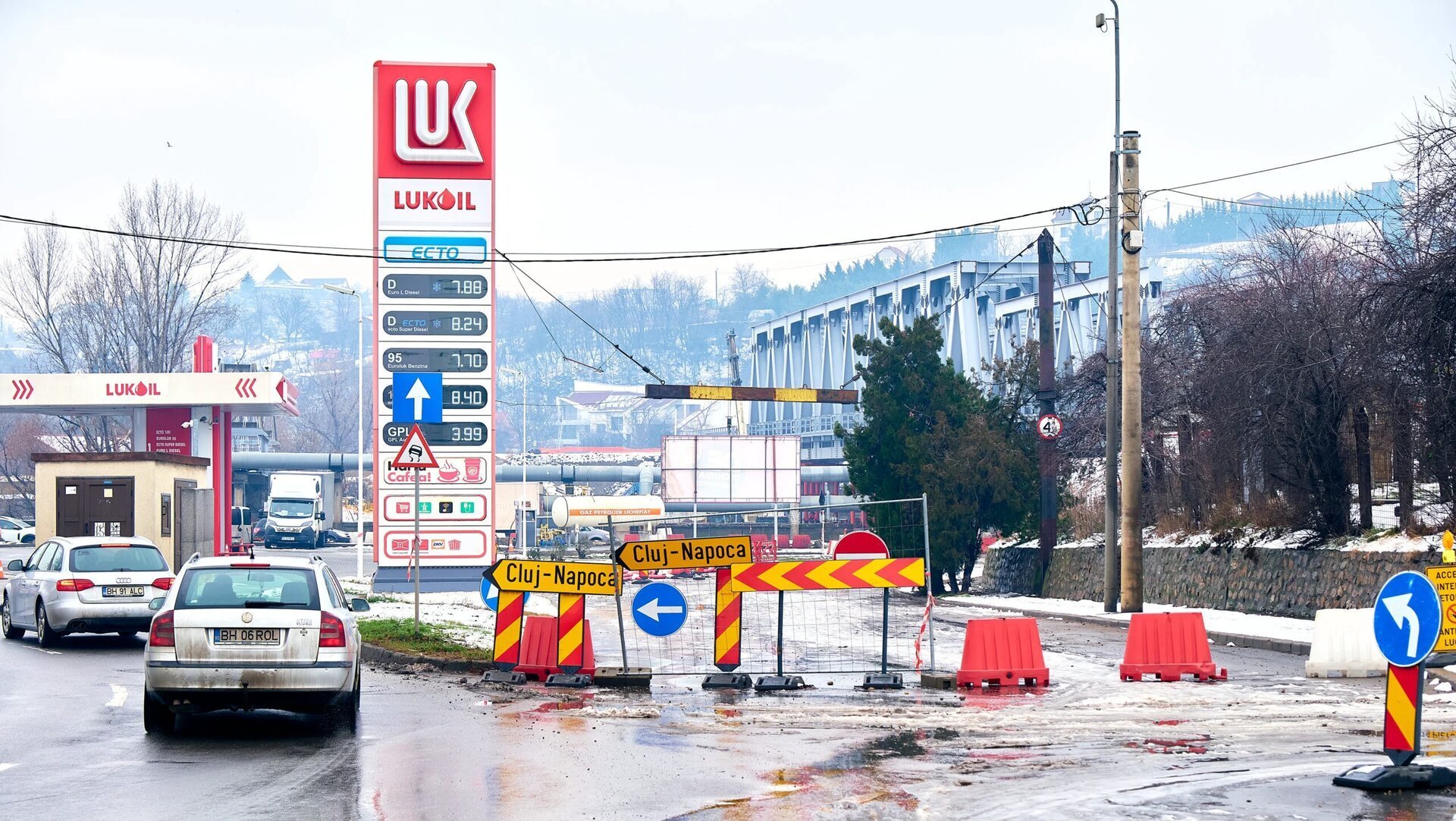 Prețurile carburanților din România continuă să crească, punând din nou presiune pe bugetele românilor