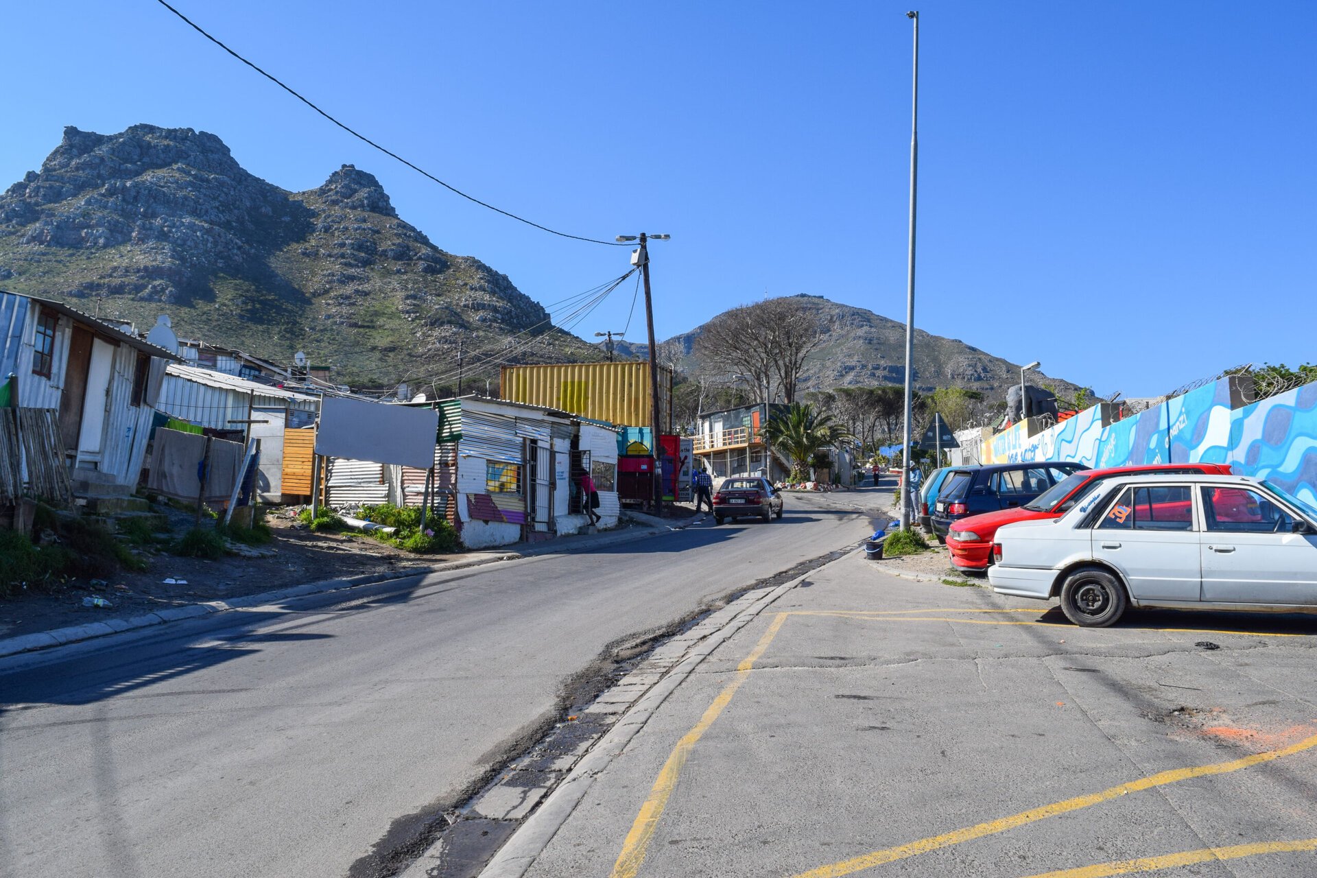 Destinații tabu: orașele unde experiența autentică poate fi fatală Călătorind în locuri precum Petare, Nyanga, Tepito, Scampia sau Skid Row, turiștii puțin informați riscă să transforme excursiile într-un adevărat pericol pentru viață