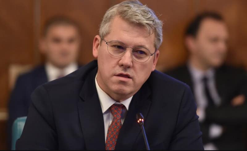 Infracționalitatea a înregistrat o scădere semnificativă în România în anul 2025, constatată ca fiind de 11% față de anul anterior, conform datelor prezentate de ministrul Afacerilor Interne, Cătălin Predoiu