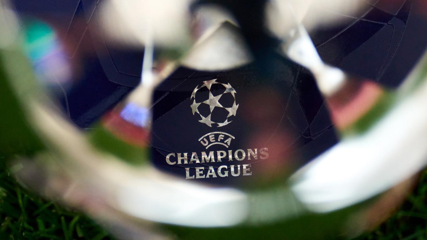 Liverpool își cunoaște programul pentru meciurile din sferturile de finală ale Ligii Campionilor, confruntându-se cu Paris Saint-Germain în drama Europeană din sezonul 2025-2026