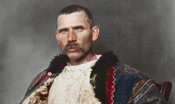 Mii de transilvăneni au pornit spre America la începutul secolului XX în căutarea norocului La începutul secolului al XX-lea, o val de imigrație s-a înfiripat în Transilvania, marcând începutul unei imigrații masive spre visul american