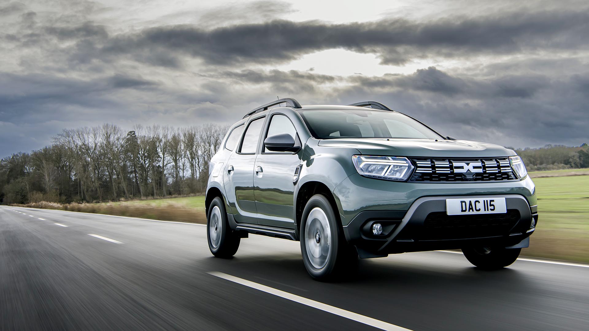 Zgomotul în interiorul unei Dacia Duster pe autostradă nu se datorează doar materialelor fonoabsorbante lipsite sau insuficiente