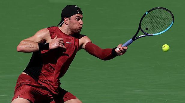 Jack Draper revine cu forțe proaspete pe terenurile de la Indian Wells, în timp ce Cameron Norrie face un pas important în turneu Turneul de la Indian Wells aduce în prim-plan performanțe remarcabile ale jucătorilor britanici, după o perioada dificilă pentru tenisul din Regat