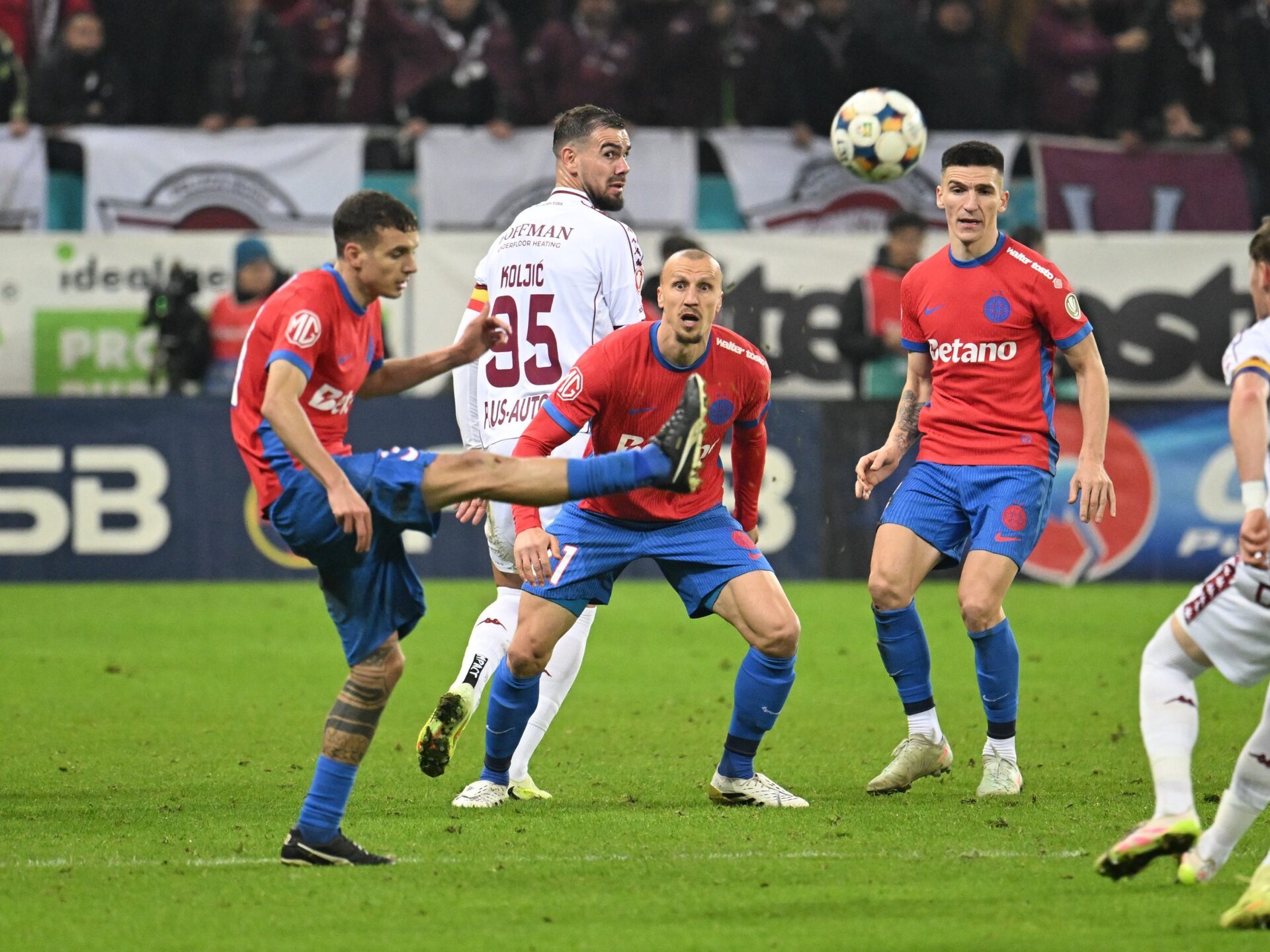 Elvir Koljic, fericit că FCSB nu a prins play-off-ul: „A fost un sezon slab pentru ei” În mijlocul imaginarului campionat al României, a răzbătut pentru moment o declarație care scoate la lumină parcursul tumultuos al FC Steaua București în actuala ediție a SuperLigii