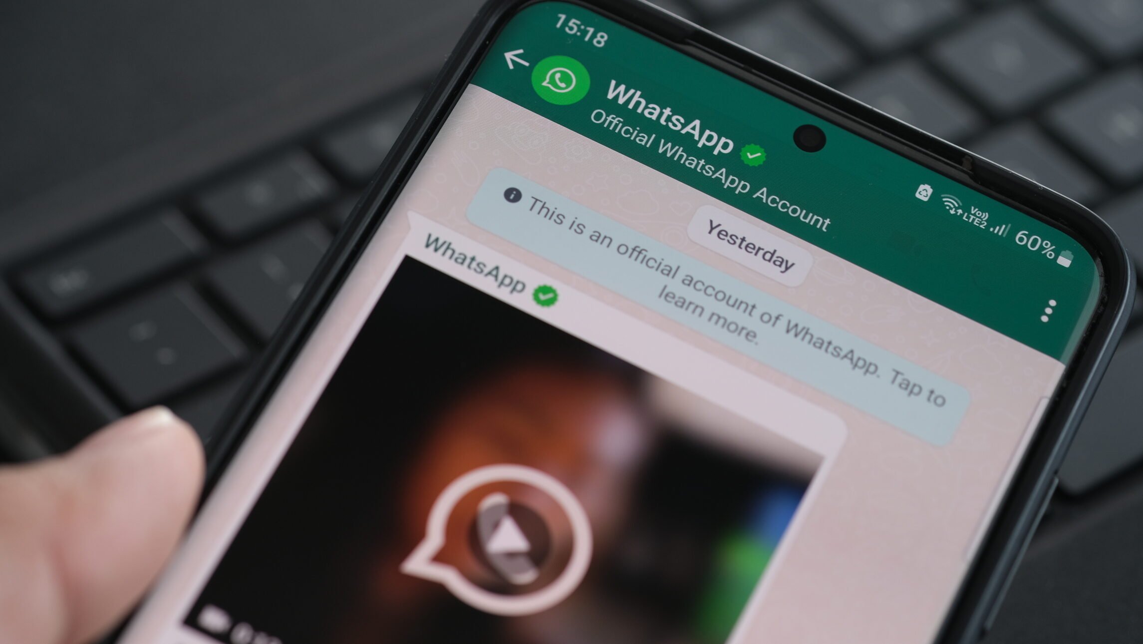 WhatsApp plănuiește lansarea unui nou abonament cu funcții avansate de personalizare, în speranța de a răspunde cerințelor tot mai diverse ale utilizatorilor