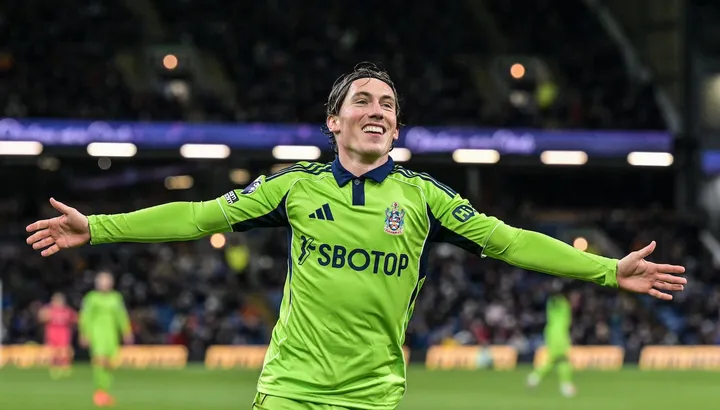 Fulham primește sâmbătă seară vizita Burnley, într-un meci crucial pentru ambele echipe în cursa de a-și asigura prezența în Premier League pentru sezonul următor